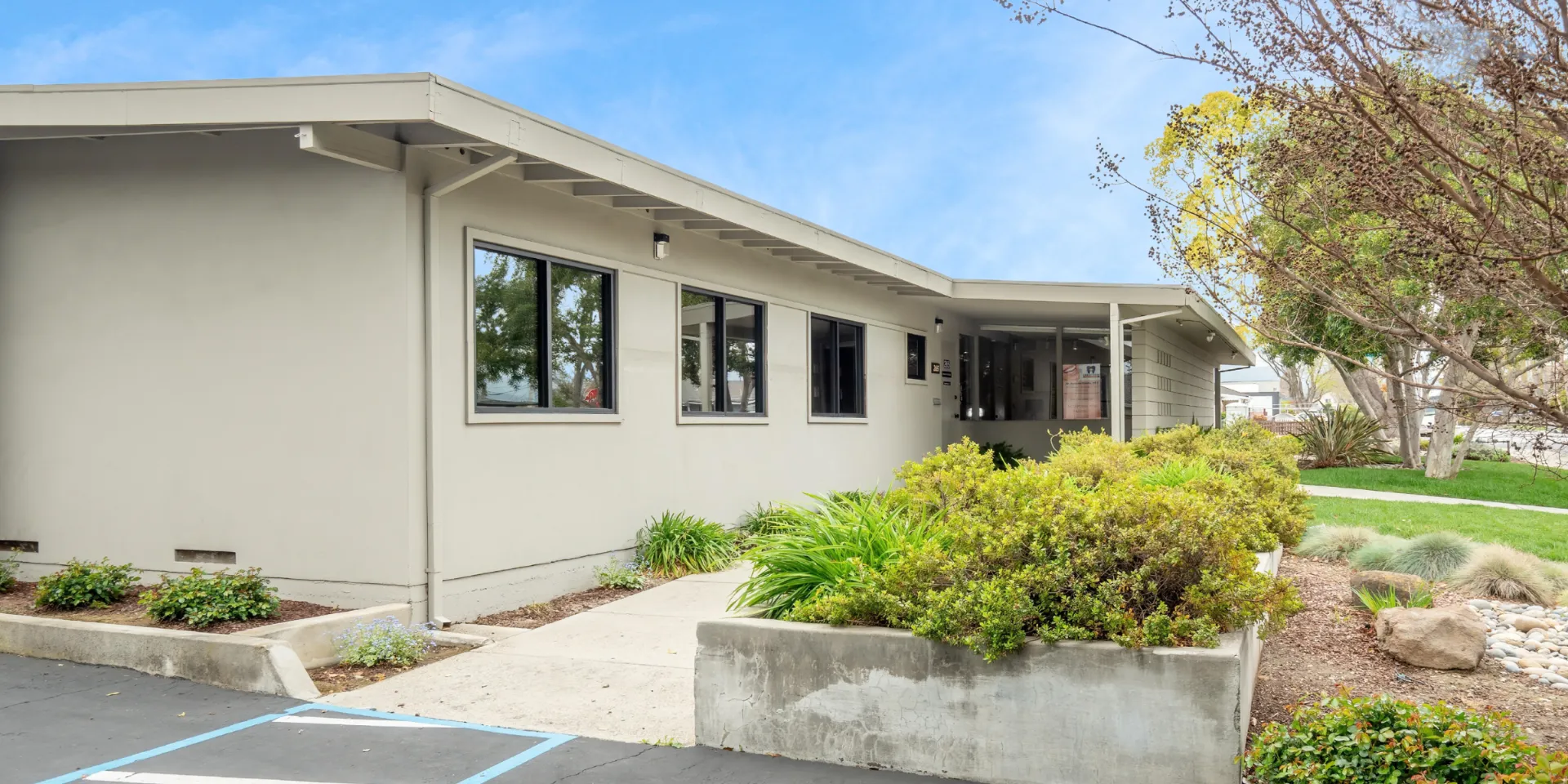 255-265 Crestview Dr