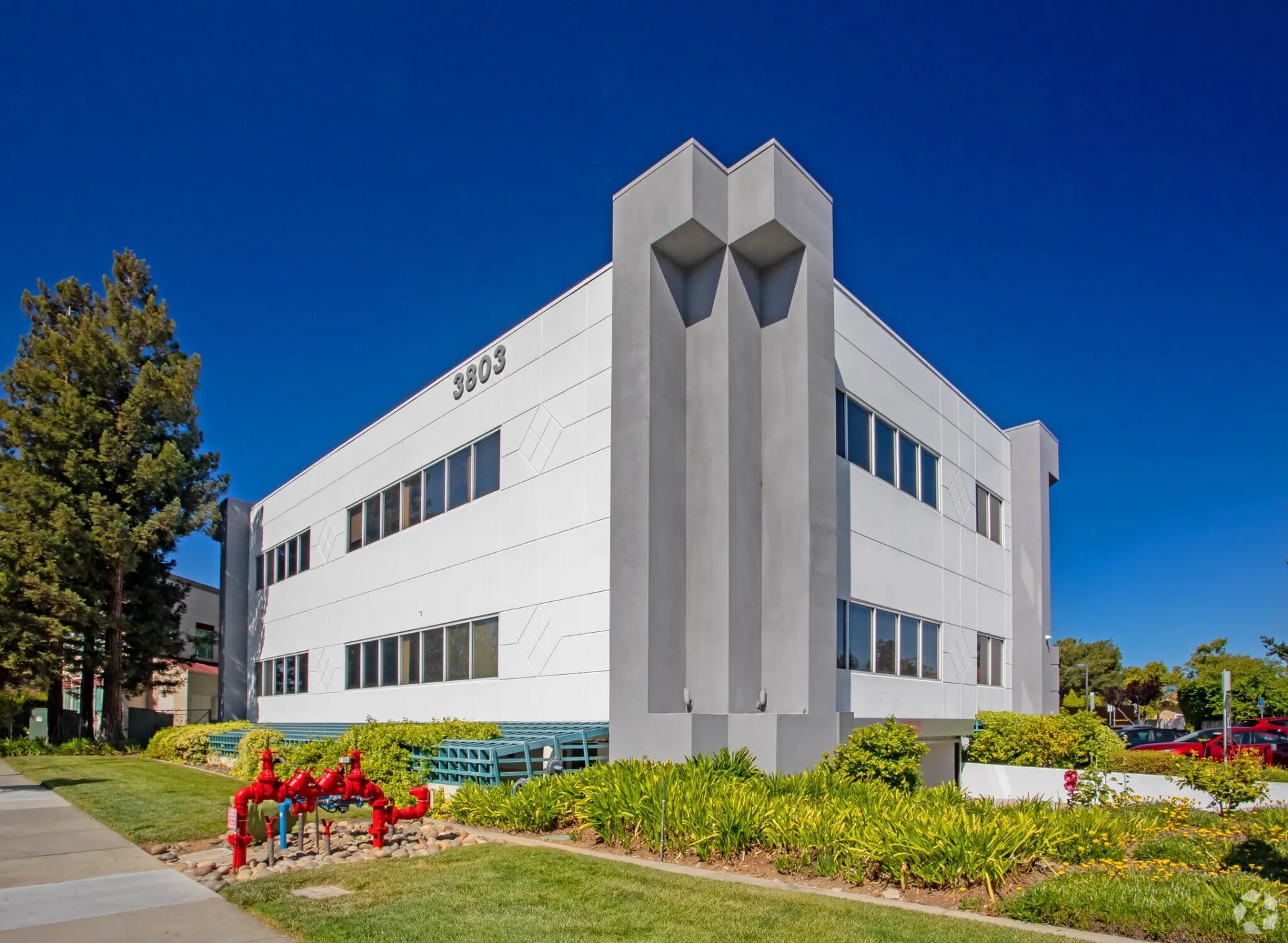 3803 South Bascom Avenue